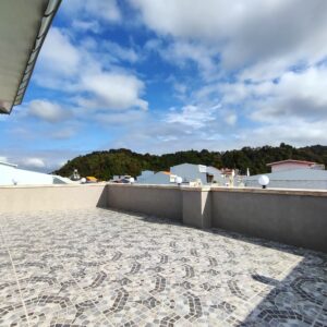 تک واحد طبقه آخر برخیابان نیما