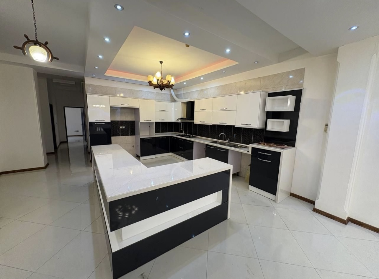 ۱۷۵ متر  رجایی۱۵